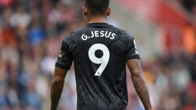 The reason behind Arsenal’s Jesus reaction as Arteta focused on Lacazette and Aubameyang did the same