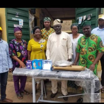Ex Ogun Assembly Aspirant, Mustapha Owolabi Donates Delivery Bed, Others To Ogun Health Center