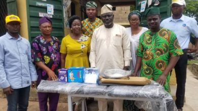 Ex Ogun Assembly Aspirant, Mustapha Owolabi Donates Delivery Bed, Others To Ogun Health Center