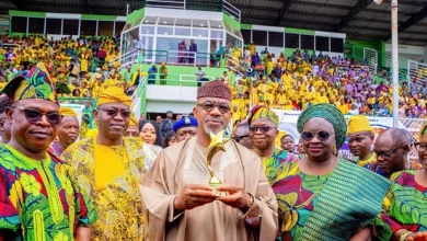 Gov. Abiodun Rewards Teachers With Houses, Cash 