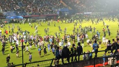 At least 127 people killed after violence at soccer in Indonesia |  World news