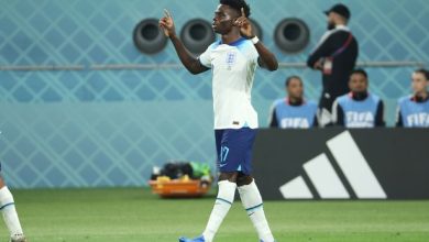 Arsenal woman Bukayo Saka gives England World Cup advice amid flattering Arjen Robben comparison
