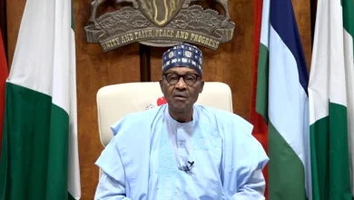 Economy: Buhari Orders Old N200 Notes To Co-Exist With New Notes For 60 Days