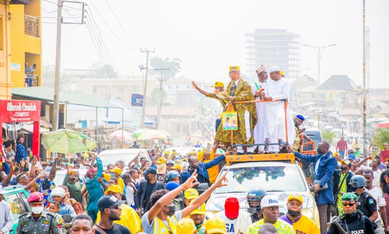 Photos: Jubilation As Abiodun Commissions Road, Hospital In Abeokuta