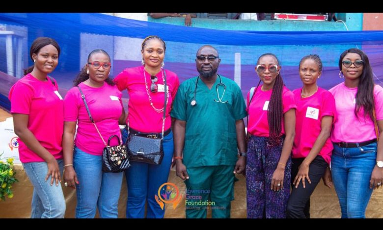 Photonews: Lawrence Grace Foundation Brings Succour To Over 250 Widows, Indigent Students In Ibadan