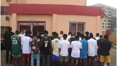 EFCC Arrests 25 Suspected Internet Fraudsters In Akure