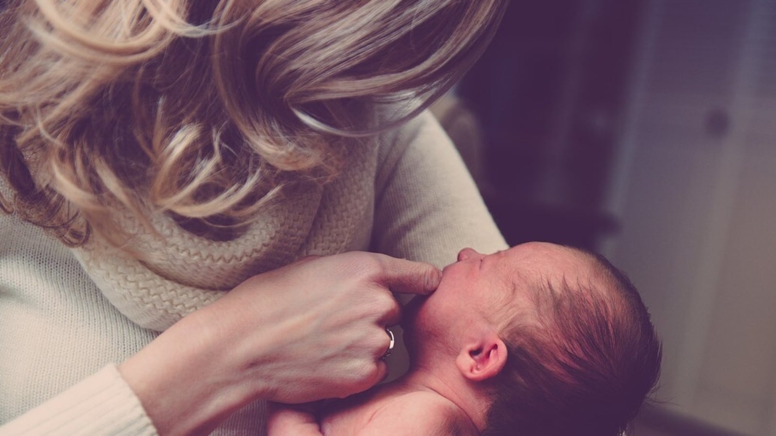 California woman walks up to random couple, hands on baby you can not care for |  World news