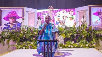 Glorious Days Of Stronger Naira Will Return – Pastor Adeboye