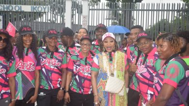 Photos: How Nigeria Sports Legends, Topshots Joined Siju Iluyomade To Light Up ‘Arise Walk For Life’