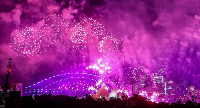 PHOTOS: China, New Zealand, Australia Celebrate 2024 With Fireworks