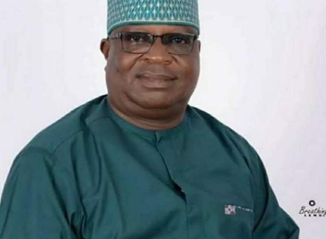 New Year: Ikenne LG Boss, Hon. Olusegun Ogunleye Felicitates Nigerians, Urges Patience