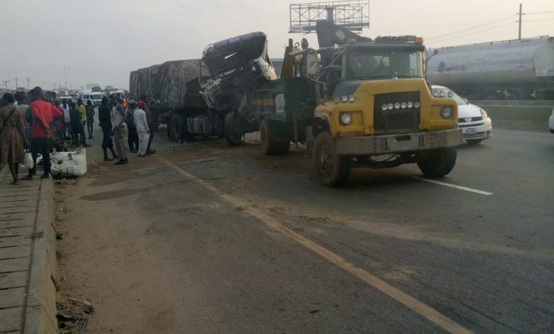 Just In: Five Die In Lagos-Ibadan Expressway Auto Crash