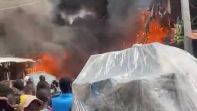 Just In: Fire guts Lagos market