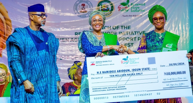 Remi Tinubu Launches Renewed Hope Initiative Programme for South West Women In Abeokuta