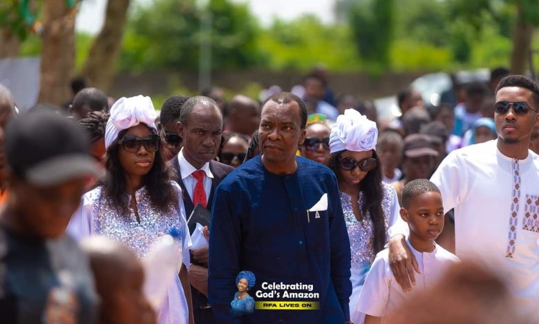 Photos: God’s Amazon Reverend Fola Achudume Laid To Rest In Ogun