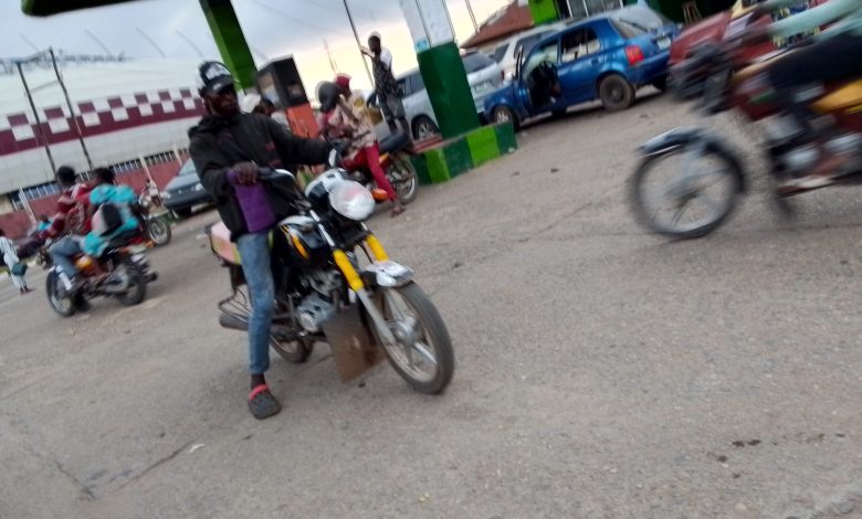 In Ibadan, motorists lament as fuel pump price hits ₦880 per litre