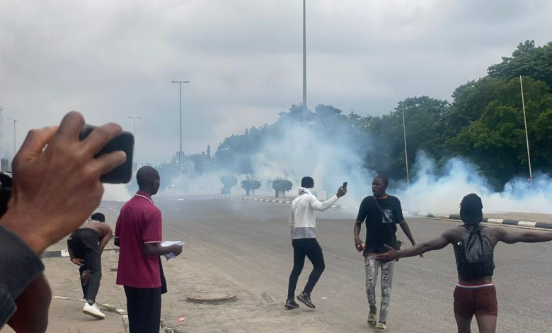 UNESCO calls for protection of journalists covering protests worldwide