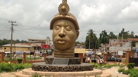 Yoruba Elders Felicitate Gbenga Fagborun On New Book, ‘Dikisannari Yoruba Alaworan’