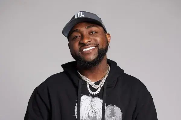 #EdoDecides2024: Nigerian singer Davido criticises INEC over delays