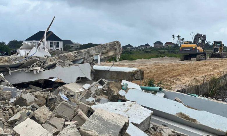 Lagos-Calabar Coastal Highway: Estate tackles minister over demolition of properties