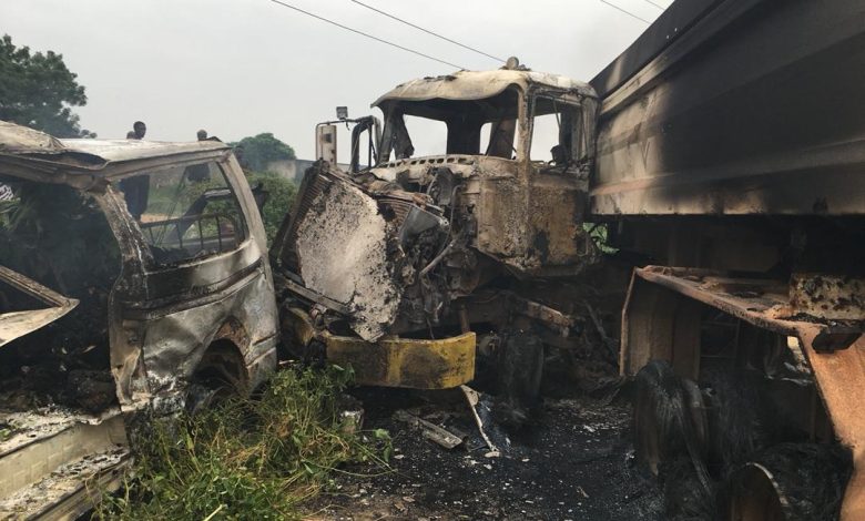 Five people burnt to death as bus catches fire on Nigerian highway