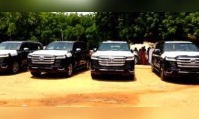 Amidst suffering, governor donates new SUVs to emirs; lawmakers, MDA chiefs too