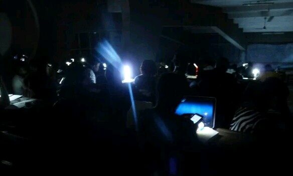 Darkness in major cities as Nigeria’s electricity grid collapses again Darkness in major cities as Nigeria’s electricity grid collapses again