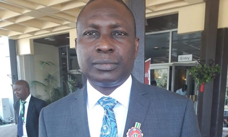 EFCC invites suspended Edo local council leaders for questioning