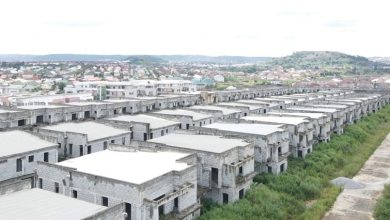 Corruption: NANS Hails EFCC For Recovery of 753 Units of Duplexes, Others From Ex-Government officials