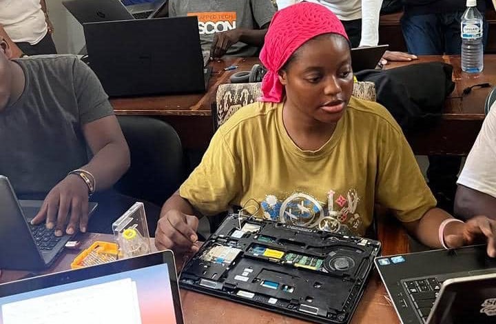 INTERVIEW: Tech repair industry lacks support for women- Laptop technician