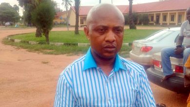 Billionaire kidnapper Evans graduates, seeks plea bargain