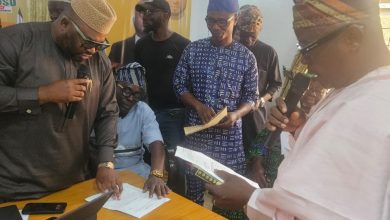 Ijebu-Ode LG Boss, Hon Dare Alebiosu Swears In New SLG, Hon. Abiodun Oke