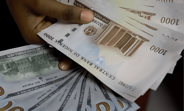 Naira suffers setback against dollar as CBN extends Forex sales deadline