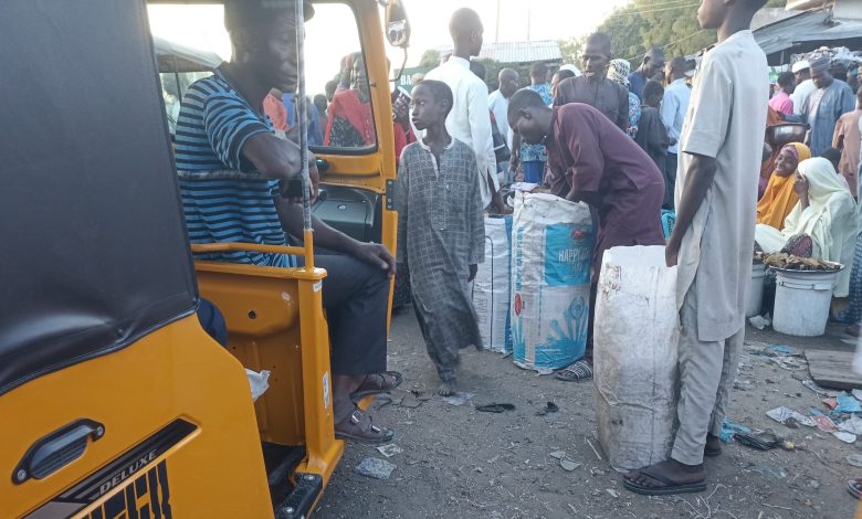 Ramadan: Improved electricity supply cuts ice water prices in Maiduguri