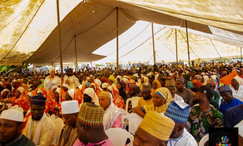 Iyalolomo Foundation Holds Ramadan Lecture,  Distributes Food Materials To Over 3,000 Women In Egbaland 