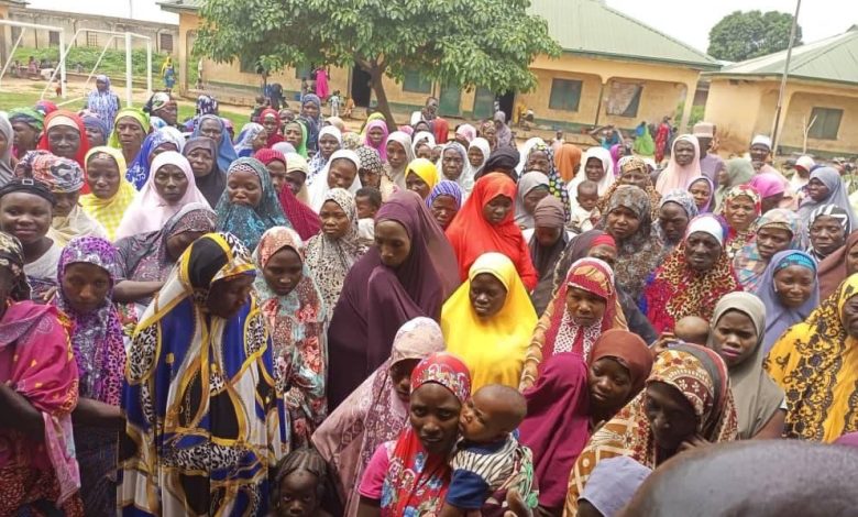 Nigeria relocates 300 IDPs, refugees