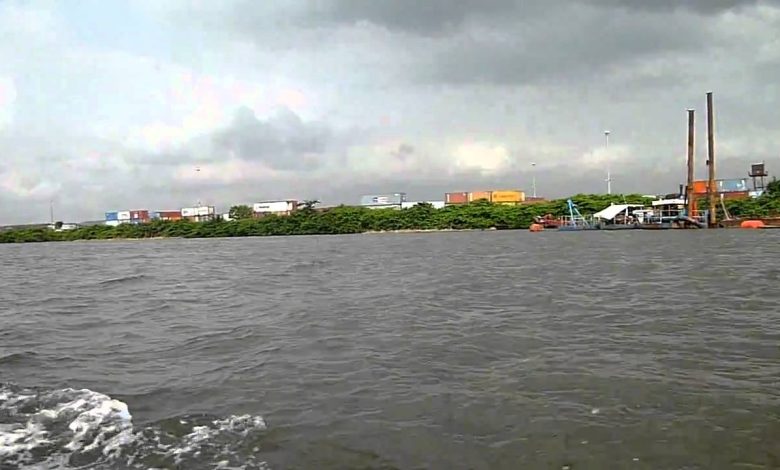 Woman dies after jumping into Lagos Lagoon from Third Mainland Bridge