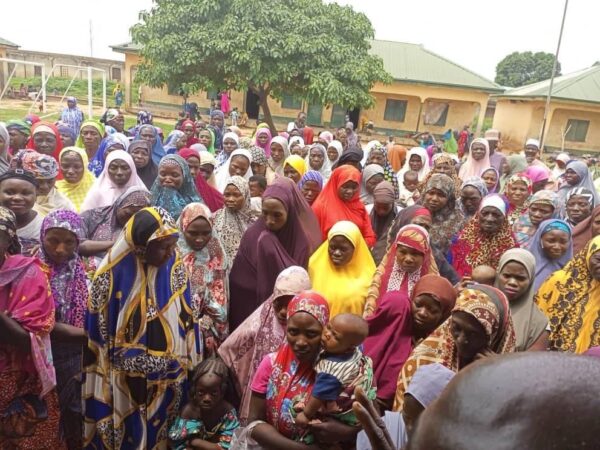 Borno govt sends repatriated refugees home with N200,000 each