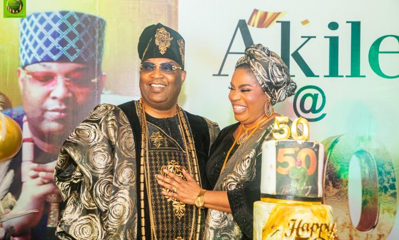 Remo Secondary School 88/93 Set Honours National President Aare Adetola Emmanuelking with Surprise Birthday Celebration Remo Secondary School 88/93 Set Honours National President Aare Adetola Emmanuelking with Surprise Birthday Celebration