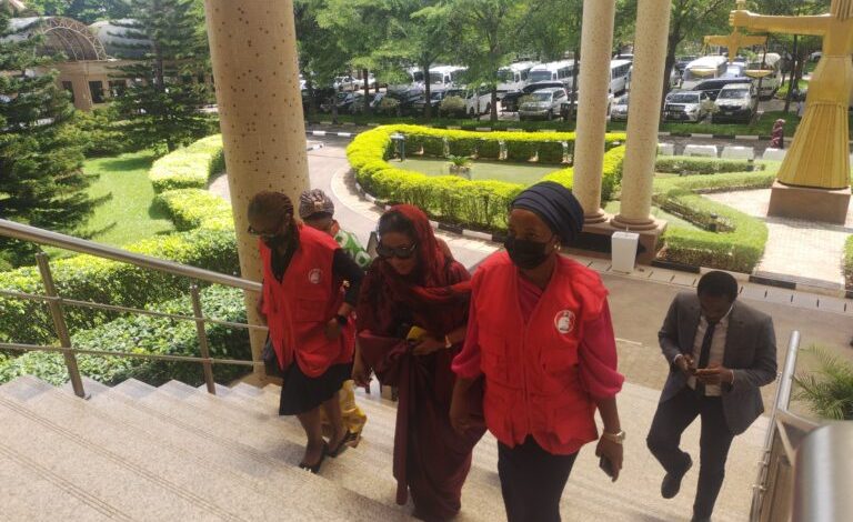 Court gives EFCC 24 hours to release socialite Aisha Achimugu Court gives EFCC 24 hours to release socialite Aisha Achimugu