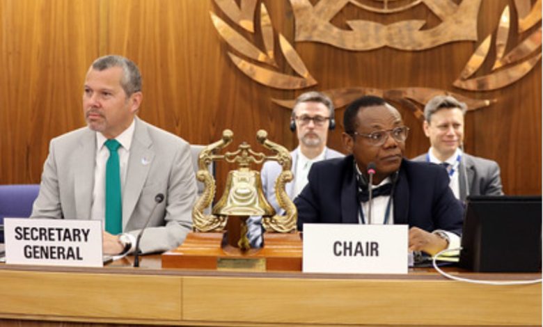 IMO Climate Summit: UN approves carbon pricing regulations for global shipping IMO Climate Summit: UN approves carbon pricing regulations for global shipping