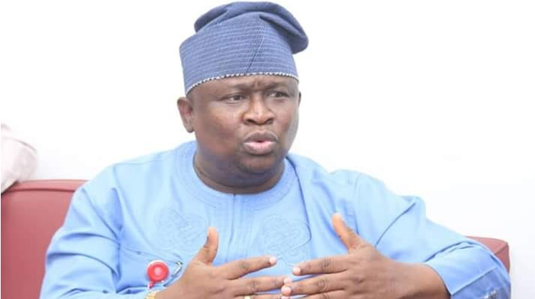 Ex-Ogun Gov, Amosun Tackles Sen Yayi, Alleges Project Diversion Ex-Ogun Gov, Amosun Tackles Sen Yayi, Alleges Project Diversion