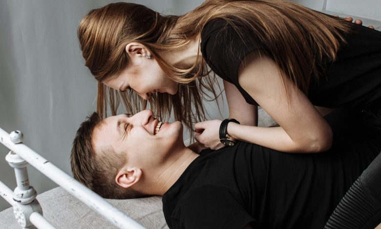 Couples who have regular sex live longer – Expert
