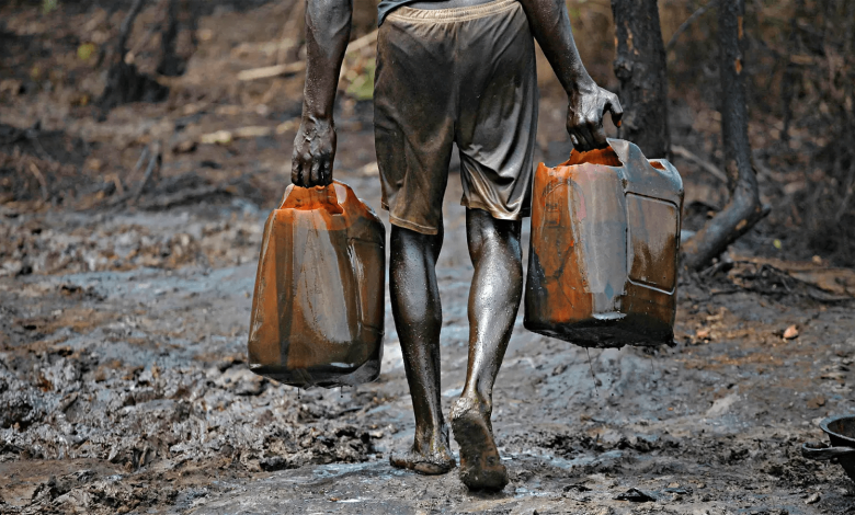 Oil Theft: Nigeria losing more barrels of crude oil than some OPEC members produce – Senator Oil Theft: Nigeria losing more barrels of crude oil than some OPEC members produce – Senator