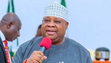 Governor rules out defection from PDP, amid rumored plan to join APC