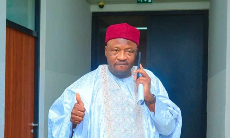 Kano senator formally defects to APC Kano senator formally defects to APC