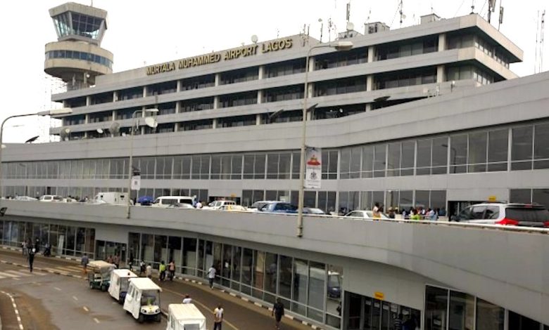 Nigeria threatens to sanction airlines bringing in foreigners without visa Nigeria threatens to sanction airlines bringing in foreigners without visa