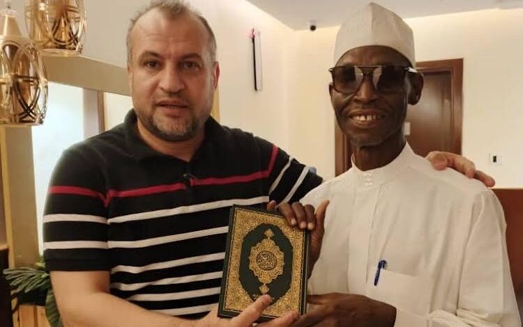 Jigawa Radio MD rewarded in Saudi Arabia for returning missing money Jigawa Radio MD rewarded in Saudi Arabia for returning missing money