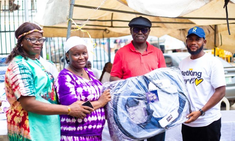 BetKing Cares brings hope to mothers and families across Lagos, Osun, Abia, and Bayelsa BetKing Cares brings hope to mothers and families across Lagos, Osun, Abia, and Bayelsa
