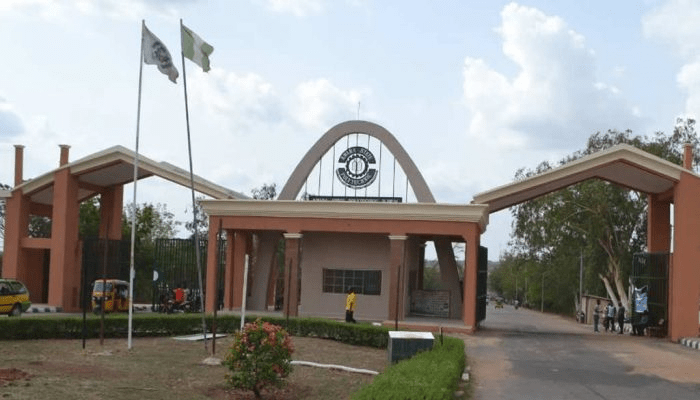 Price for Exposing Corruption: Kwara newsroom under siege Price for Exposing Corruption: Kwara newsroom under siege